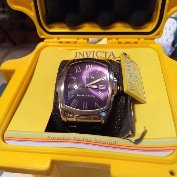Invicta Lupah Watch - Picture 7 of 8